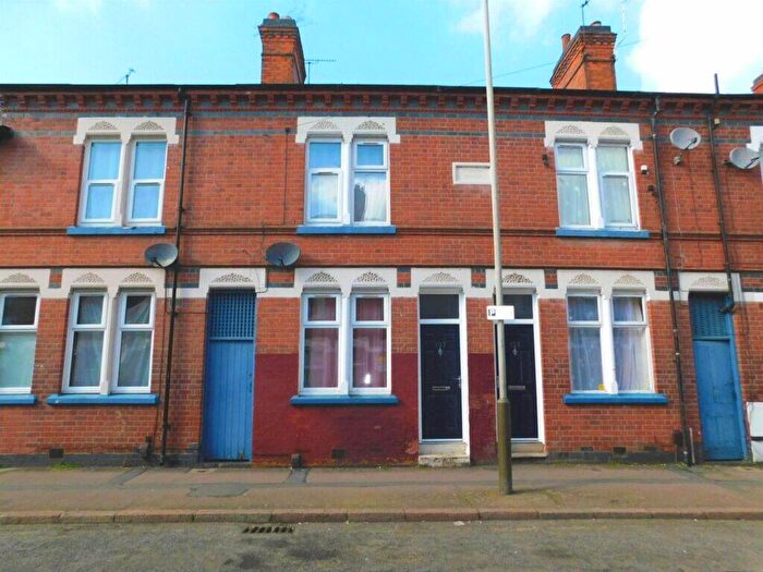 2 Bedroom Terraced House To Rent In Jarrom Street, Leicester, LE2