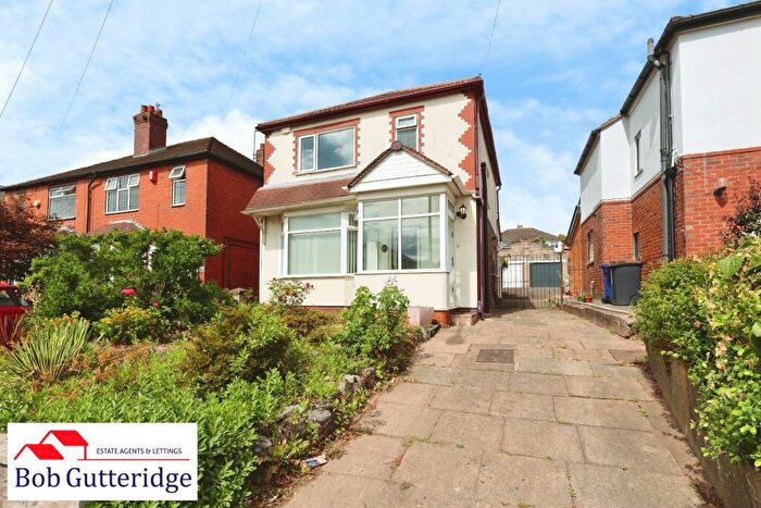 3 Bedroom Detached House For Sale In Dimsdale Parade West, Wolstanton, Newcastle, ST5