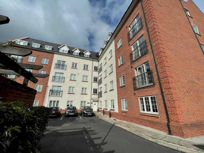 2 Bedroom Flat To Rent In Greenings Court, Warrington, Cheshire, WA2