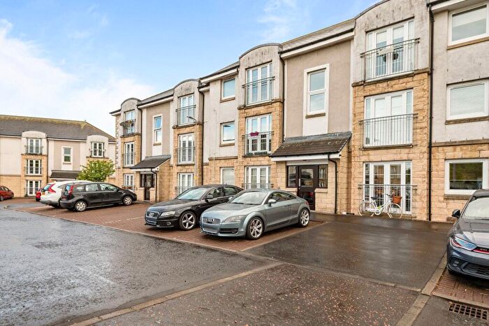 2 Bedroom Flat For Sale In Prestonfield Gardens, Linlithgow, EH49