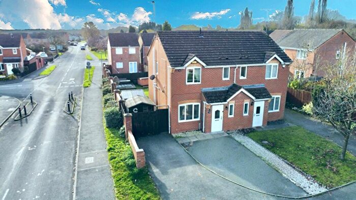 3 Bedroom Semi Detached House For Sale In Coalpit Fields Road, Bedworth, CV12