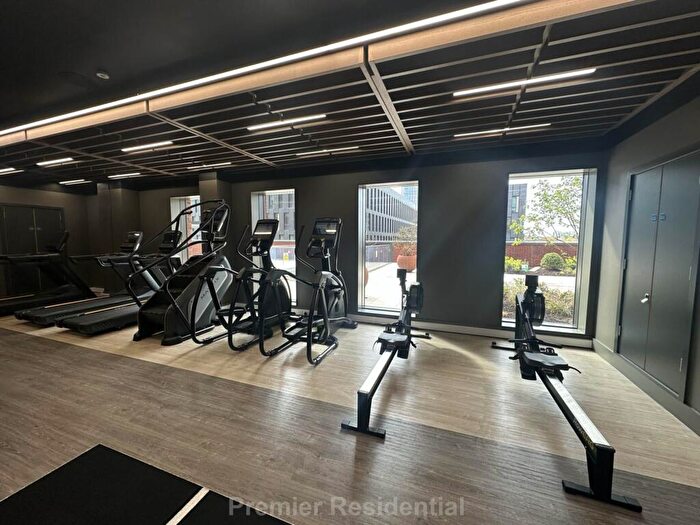 2 Bedroom Apartment To Rent In Dutton St, Manchester, M3