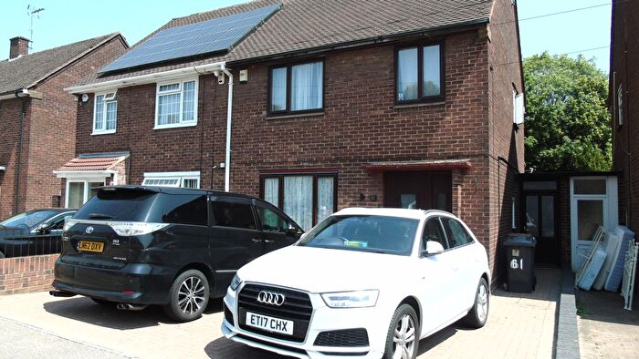 3 Bedroom Semi-Detached House To Rent In Eaton Valley Road, Luton, LU2