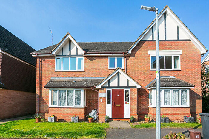 2 Bedroom Flat To Rent In Billington Court, , Hemel Hempstead, Bedfordshire, LU7