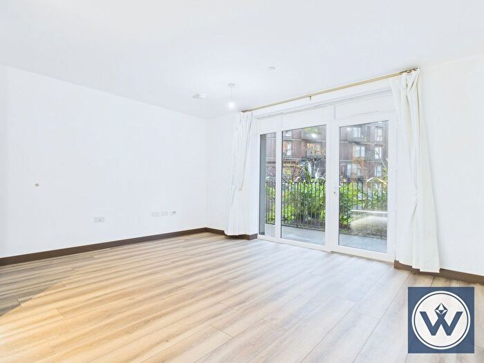 1 Bedroom Flat For Sale In Powerhouse Lane, London, UB3
