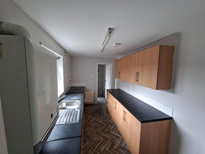 3 Bedroom Flat To Rent In Elsdon Terrace, North Shields, NE29