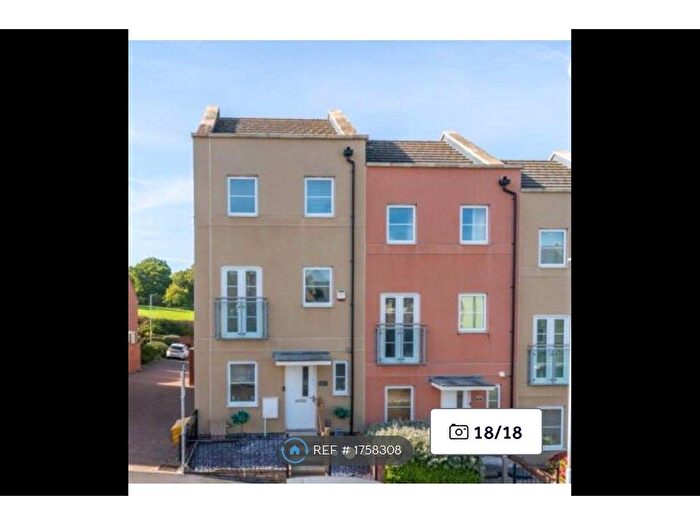 4 Bedroom End Terrace House To Rent In Fairford Road, Cheltenham, GL52