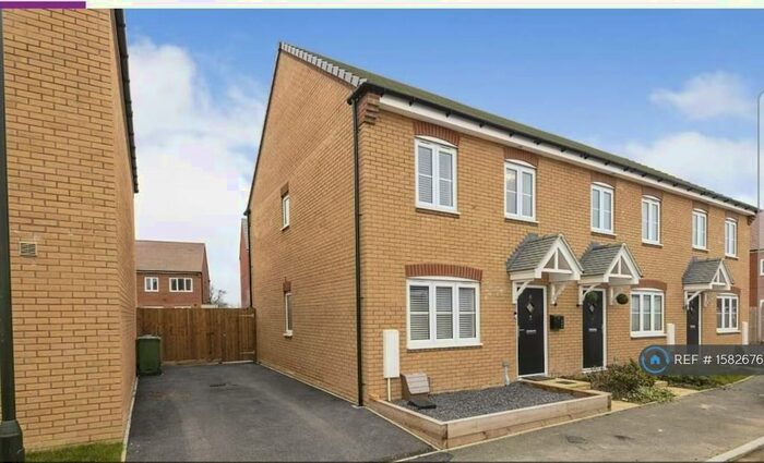 3 Bedroom End Of Terrace House To Rent In Niblett Close, Hardwicke, Gloucester, GL2