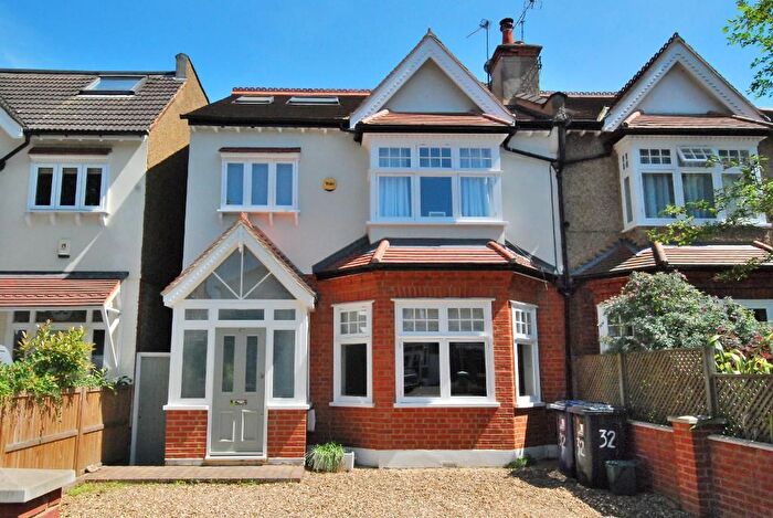 5 Bedroom Semi Detached House For Sale In Elers Road, Ealing, London, W13