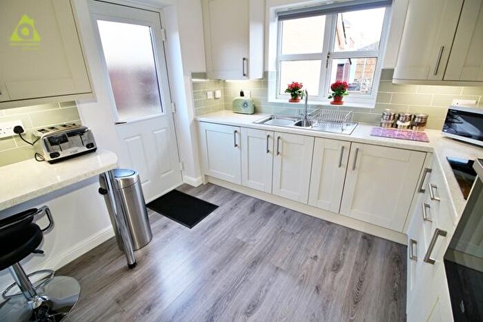 3 Bedroom Detached House For Sale In Pelham Grove, Hindley, WN2