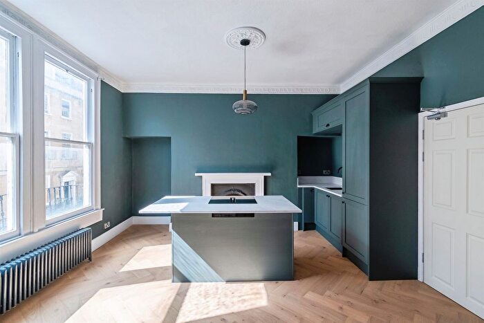 1 Bedroom Flat For Sale In Great Stanhope Street, Bath, BA1