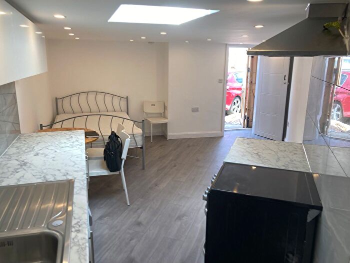 1 Bedroom Flat To Rent In Howard Road, Barking, Greater London, IG11
