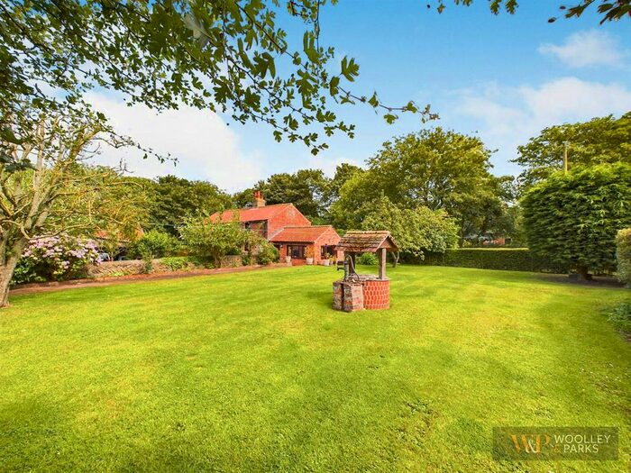 3 Bedroom Detached House For Sale In Eastgate, Ulrome, Driffield, YO25
