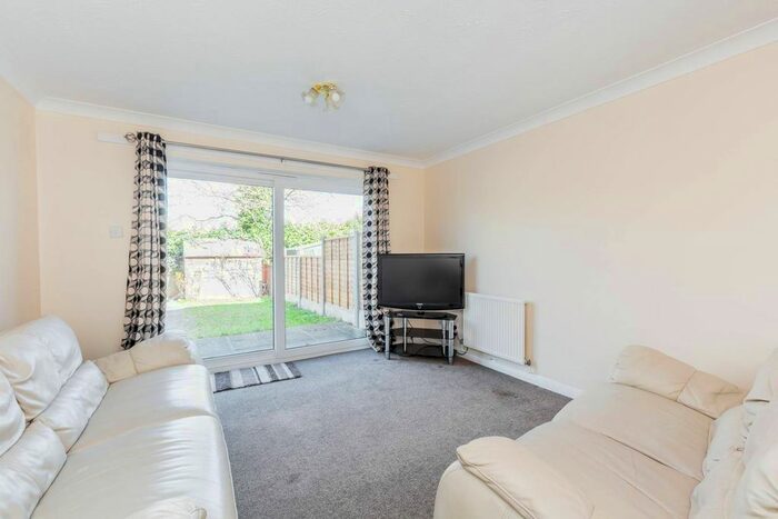 2 Bedroom Property To Rent In Blessing Way, Barking, IG11