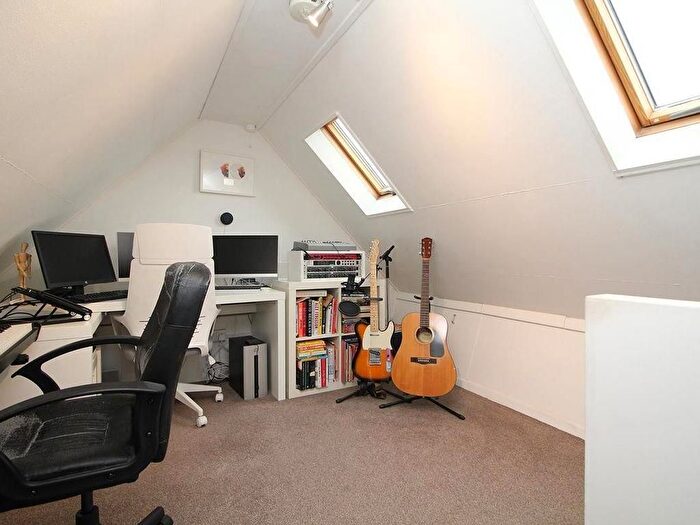 3 Bedroom Terraced House For Sale In Stanley Rise, Springfield, Chelmsford, CM2