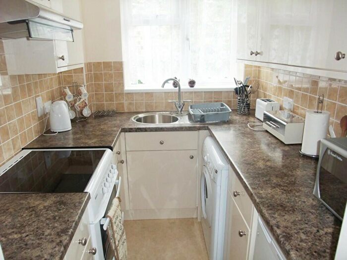 2 Bedroom Apartment To Rent In Exbourne Manor, Christchurch Road, Bournemouth, BH1