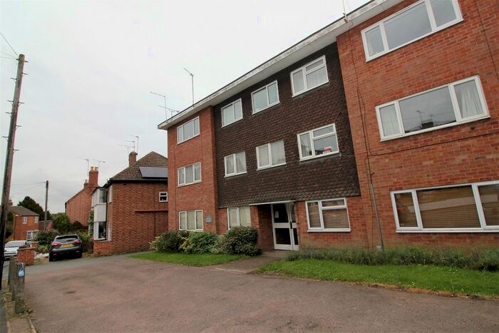 2 Bedroom Flat To Rent In Cranleigh Court, High Street, Cubbington, CV32