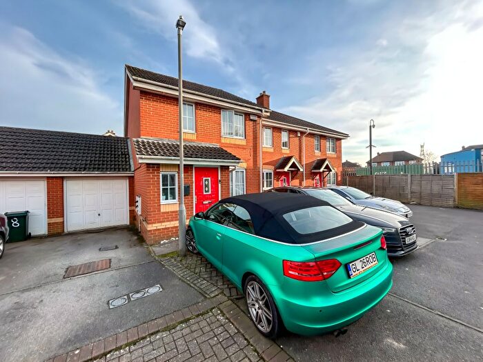 3 Bedroom End Of Terrace House To Rent In Hodges Mews, High Wycombe, HP12