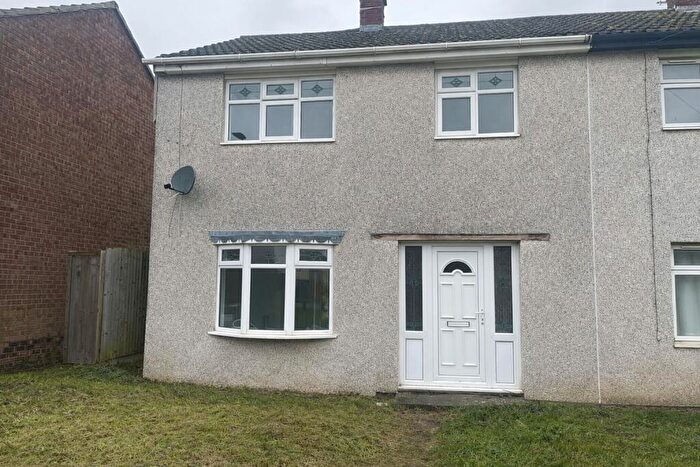 3 Bedroom Semi-Detached House To Rent In Dalkeith Walk, Thringstone, LE67