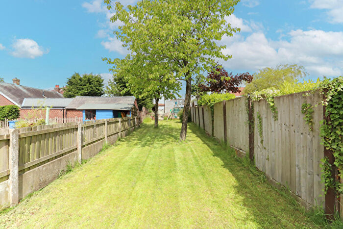 3 Bedroom Semi-Detached Bungalow For Sale In Graham Road, Preston, PR3