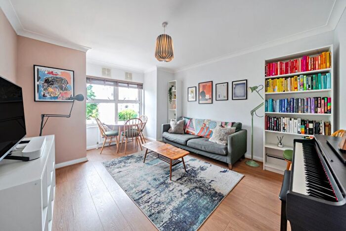 2 Bedroom Garage / Parking For Sale In Bedford Hill, Balham, London, SW12