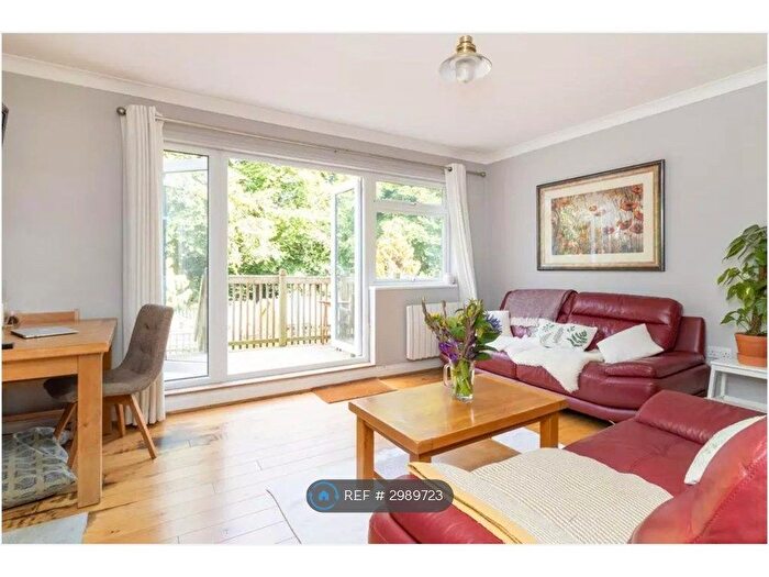 2 Bedroom Flat To Rent In Petham, Canterbury, CT4