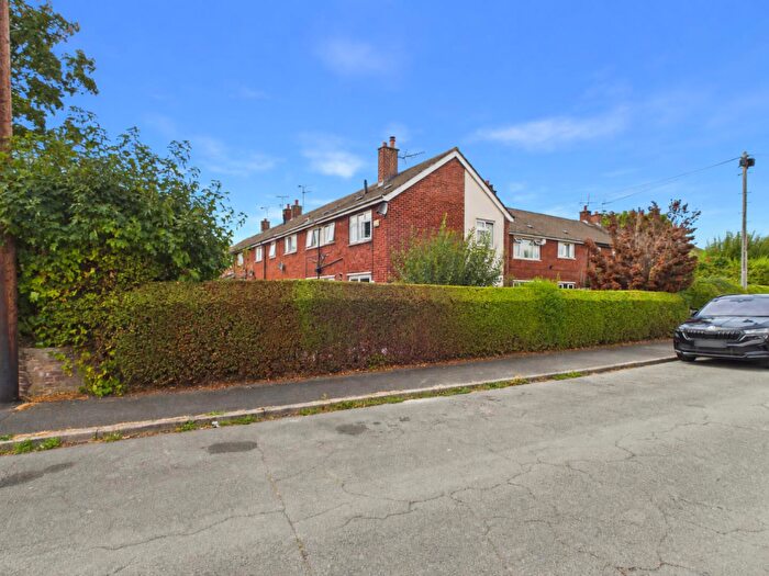 2 Bedroom Flat For Sale In Peckforton Way, Upton, Chester, CH2