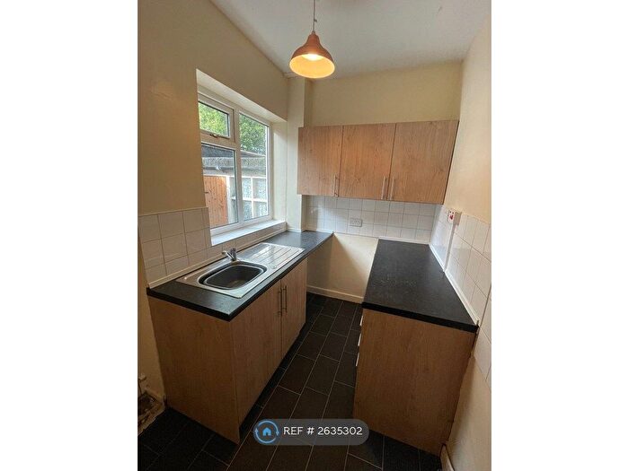 2 Bedroom End Of Terrace House To Rent In Newfoundland Street, Darlington, DL3