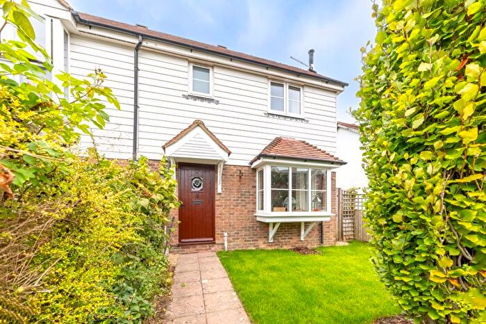 3 Bedroom Cottage For Sale In Heathfield Road, Burwash Weald, TN19
