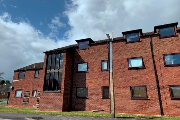 2 Bedroom Flat To Rent In Queens Court, Burntwood, WS7