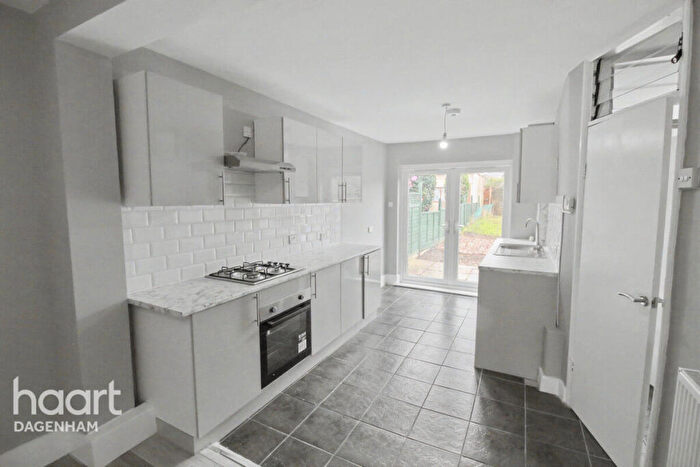 3 Bedroom Terraced House To Rent In Beam Avenue, Dagenham, RM10
