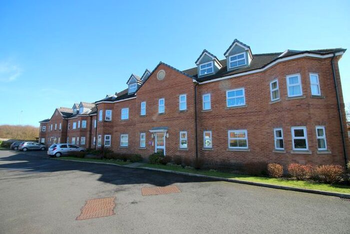 2 Bedroom Flat To Rent In Rosebank, Thornton-Cleveleys, Lancashire FY5