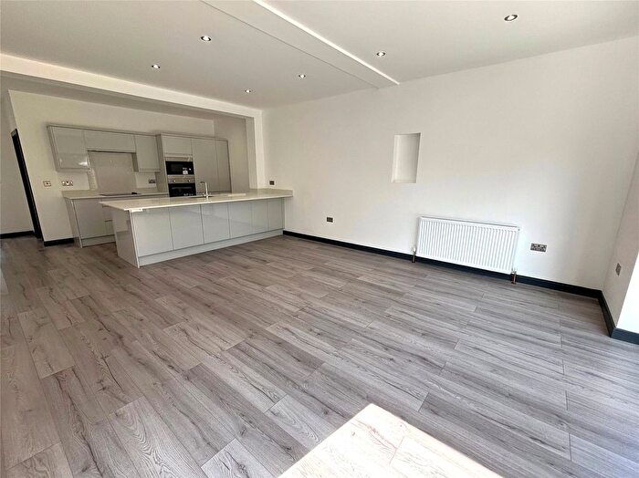3 Bedroom Detached House For Sale In Ashford, Surrey, TW15