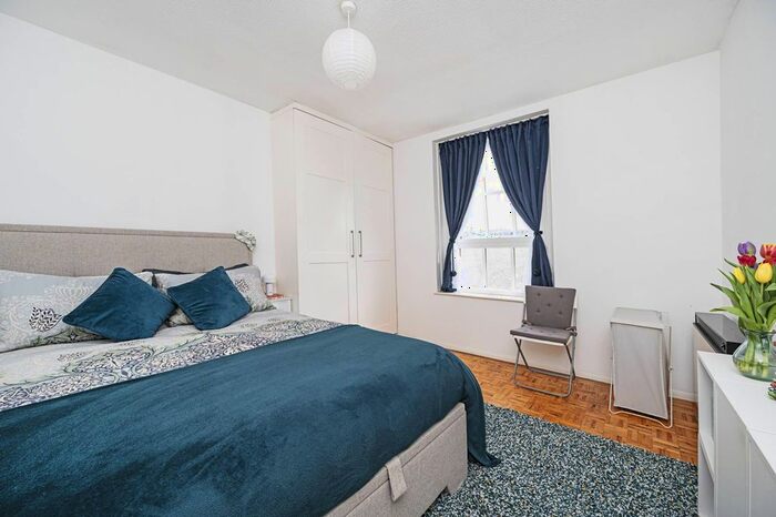 1 Bedroom Flat To Rent In Wilmot Street, Bethnal Green, London, E2
