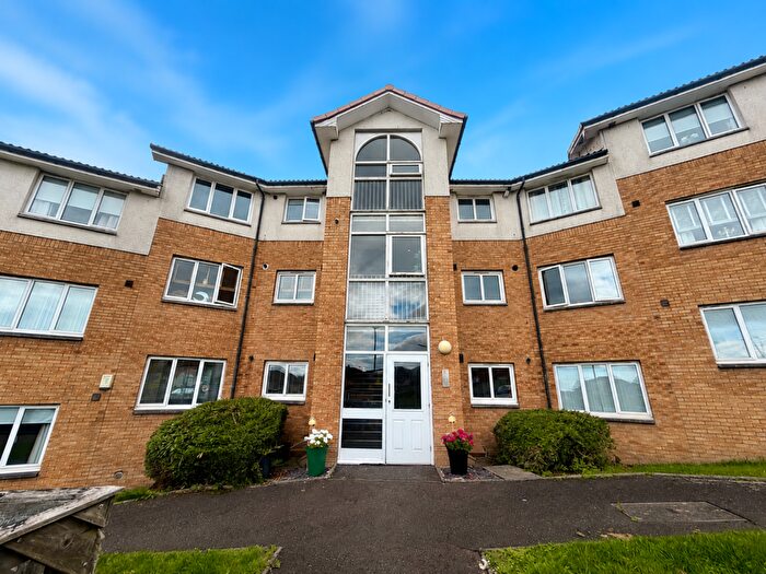2 Bedroom Flat For Sale In Invergordon Place, Airdrie, ML6