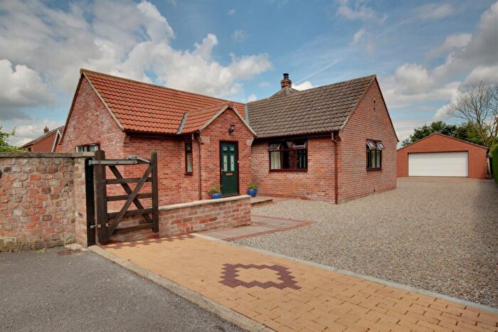 5 Bedroom Detached Bungalow For Sale In New Village Road, Little Weighton, HU20