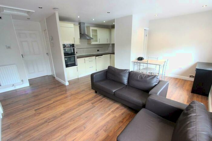 1 Bedroom Apartment To Rent In Teresa Gardens, Waltham Cross, EN8
