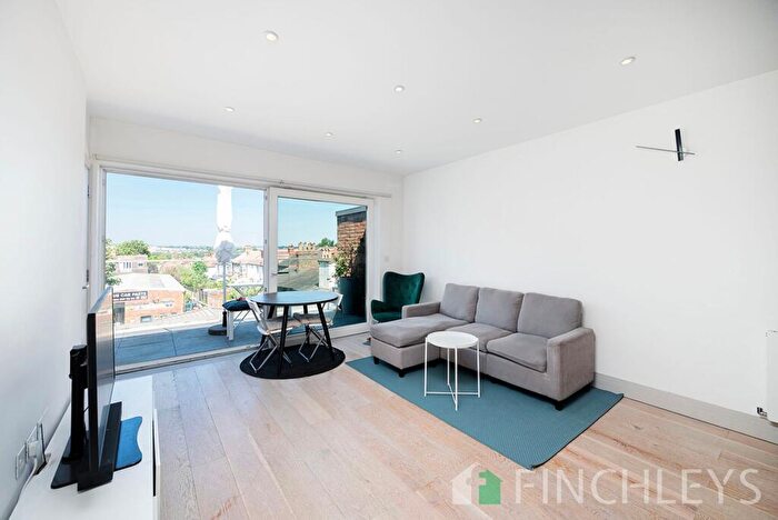 2 Bedroom Flat For Sale In Adams Close, London, N3