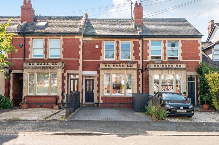 3 Bedroom Terraced House For Sale In Old Bath Road, Cheltenham, Gloucestershire, GL53