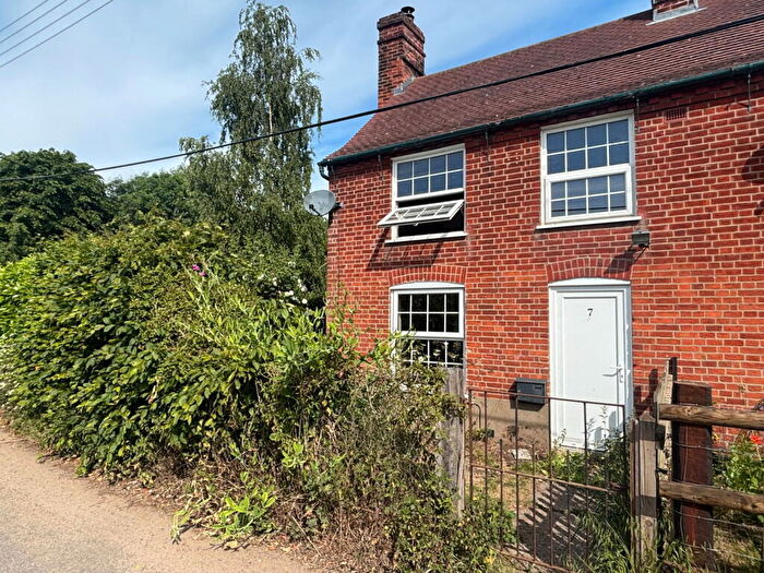 3 Bedroom End Of Terrace House To Rent In The Street, Freston, Ipswich, IP9