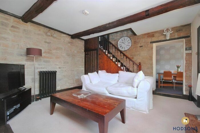 2 Bedroom Cottage For Sale In School Lane, Walton, Wakefield, WF2