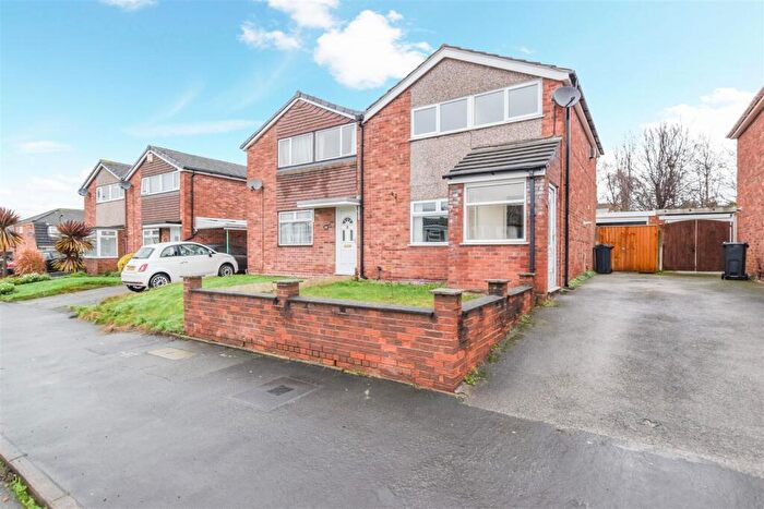 3 Bedroom Semi Detached House For Sale In Marshlands Road, Little Neston, Neston, CH64