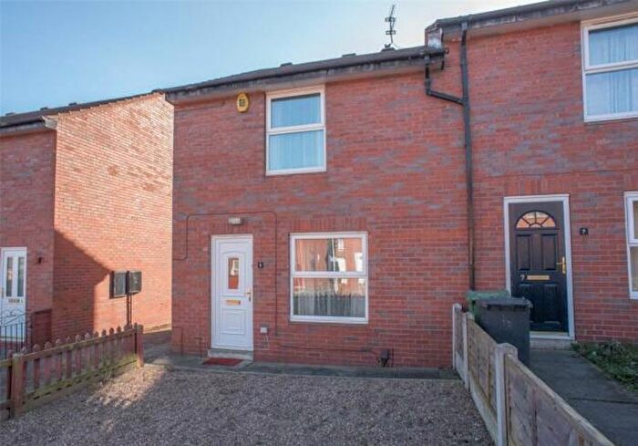 2 Bedroom Terraced House To Rent In Eltham Drive, Woodhouse, Leeds, LS6