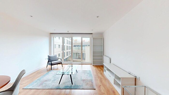 2 Bedroom Flat To Rent In Headstone Road, Harrow, HA1