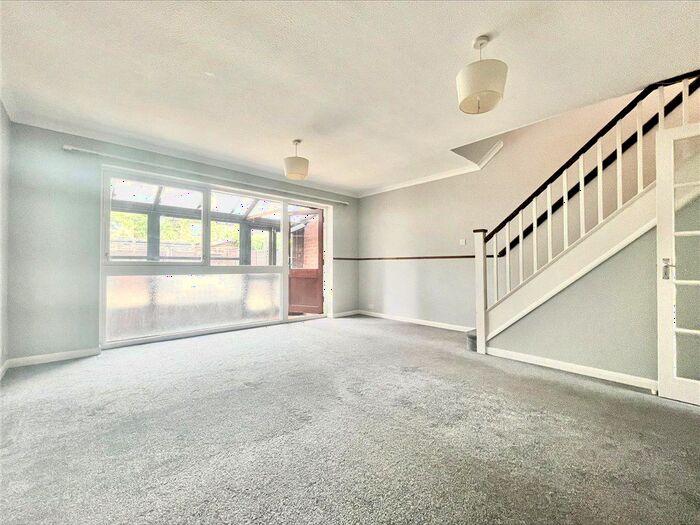 3 Bedroom Terraced House To Rent In Hounslow Road, Twickenham, TW2