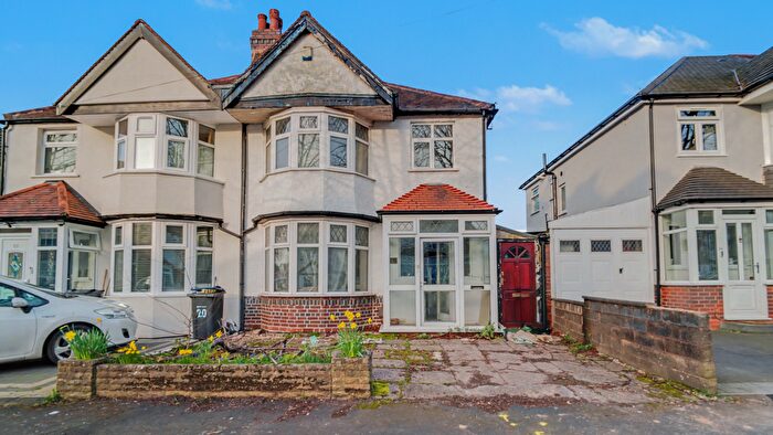 3 Bedroom Semi Detached House For Sale In Blackburne Road, Birmingham, B28