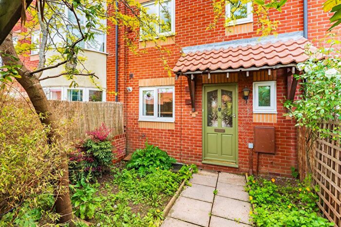 3 Bedroom Terraced House For Sale In Olivet Way, Fakenham, NR21