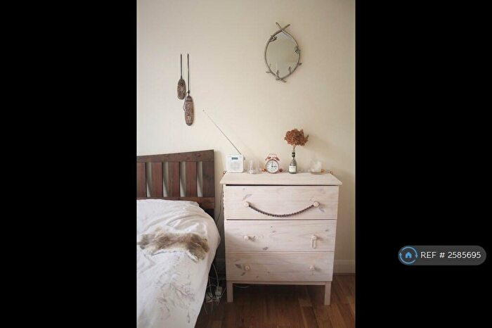 1 Bedroom Flat To Rent In Fairfield Road, London, E3