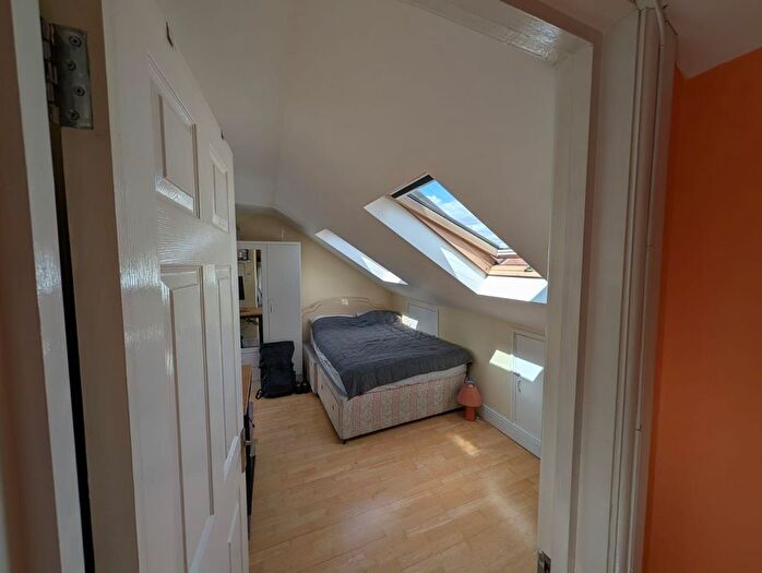 Studio To Rent In Wanstead Park Road, Ilford, IG1