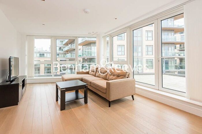 2 Bedroom Flat To Rent In Longfield Avenue, Ealing, W5